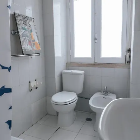 Aquilla Family 306 * Лісабон