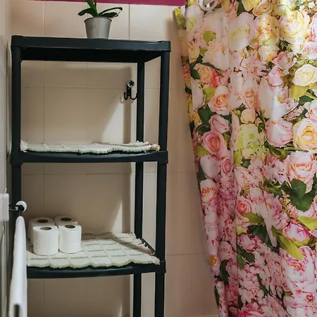 בית אירוח Aquilla Family 306 *